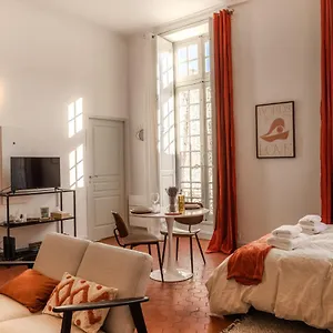 Appartement Superbe De Charme A 10mn De Saint-remy, Noves