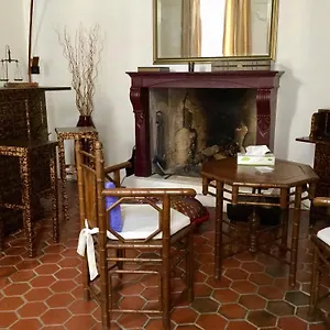 Couette-café Maison De Village Novissime, Noves