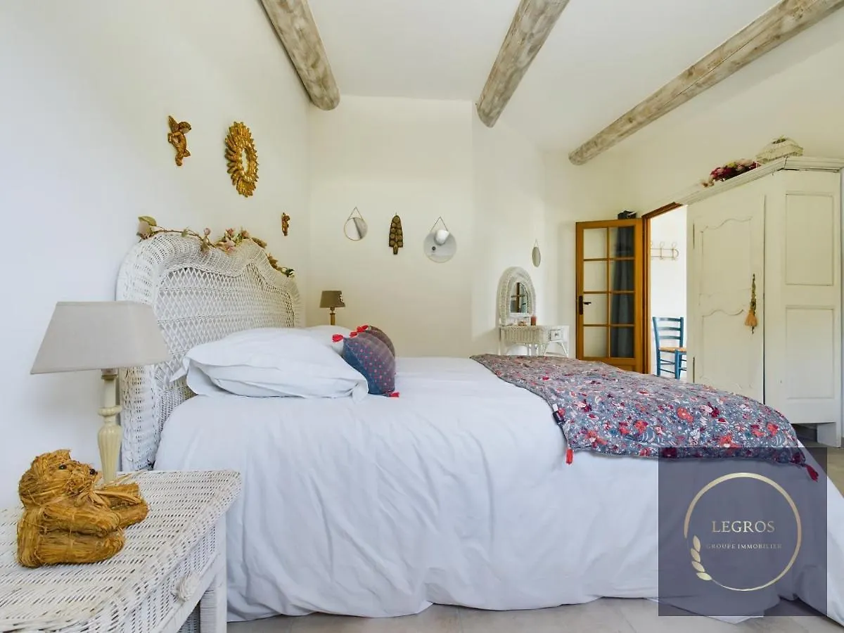 Holiday home Gite De La Draillette Noves